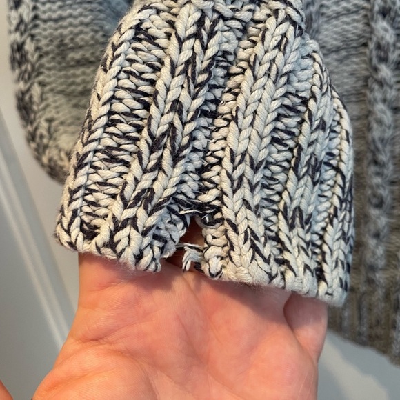 GAP chunky knit sweater - Picture 3 of 4